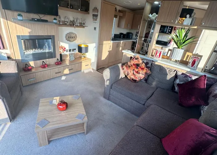 8 Berth Waterside Ingoldmells Santanavan 8 C22